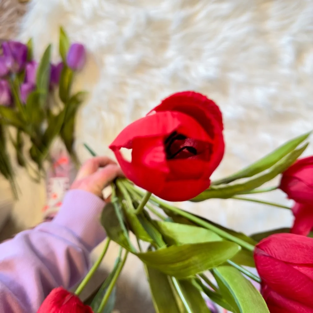 13 Red Silk Tulips Flowers Spring Summer Table Floral Arrangement Faux Florals